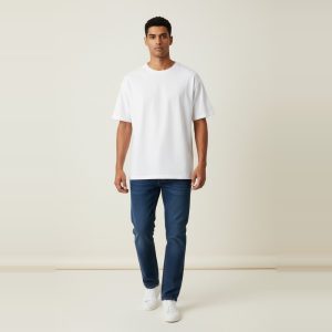 Model wearing off-white plain t-shirt, colour code #F0EEE9 – Bulk Cloth Store